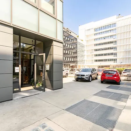 Apartment Charming 230m From Isola M5 Milan